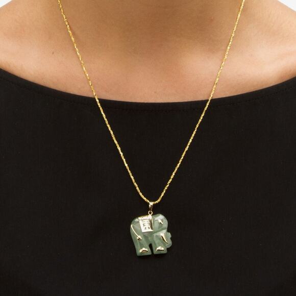 Stamped 14K Yellow Gold Carved Nephrite Jade Elephant Pendant - Picture 9 of 9